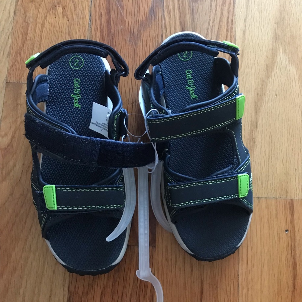 Sandals for boys, new with tag, size 2
